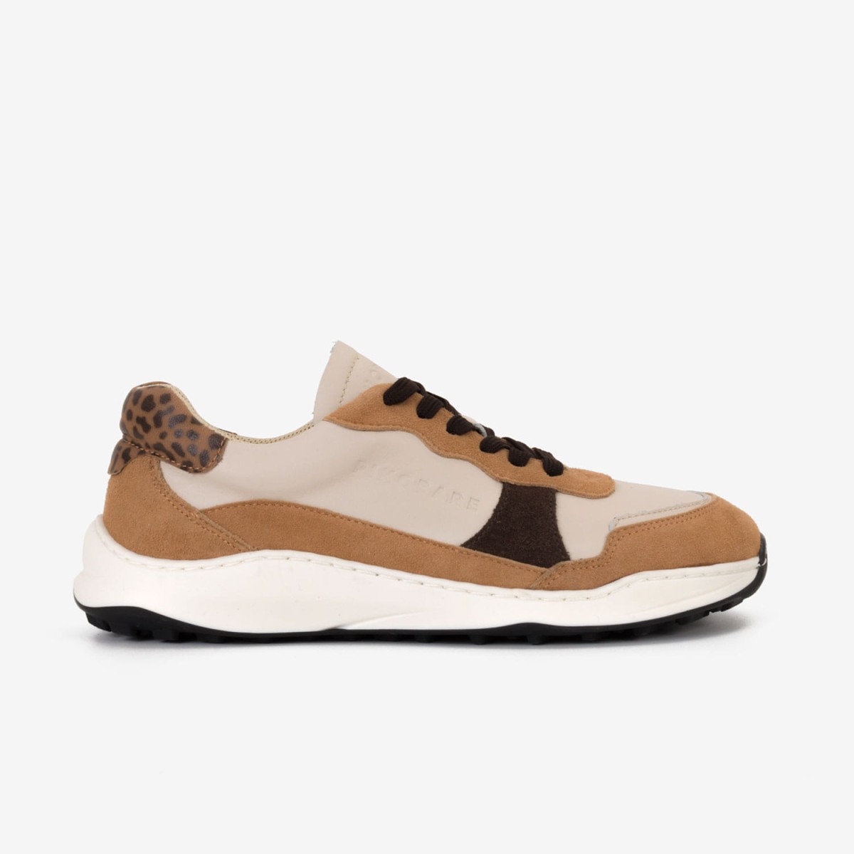 vape safari barefoot 1.jpg