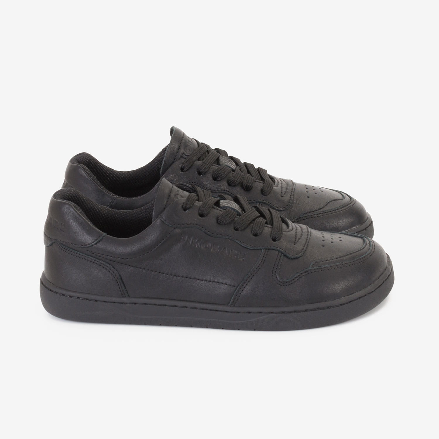 barefoot bronx black 2.jpg