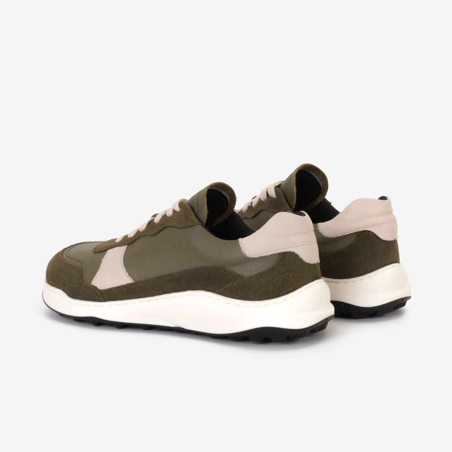 vape green barefoot 4.jpg