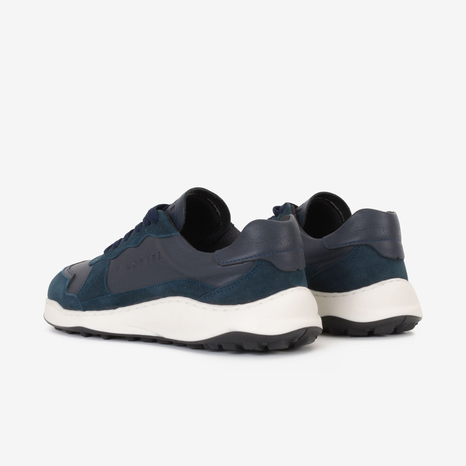 vape navy barefoot 3.jpg